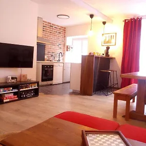 Champeix, Maison Confort 8 Personnes Hébergement de vacances Champeix